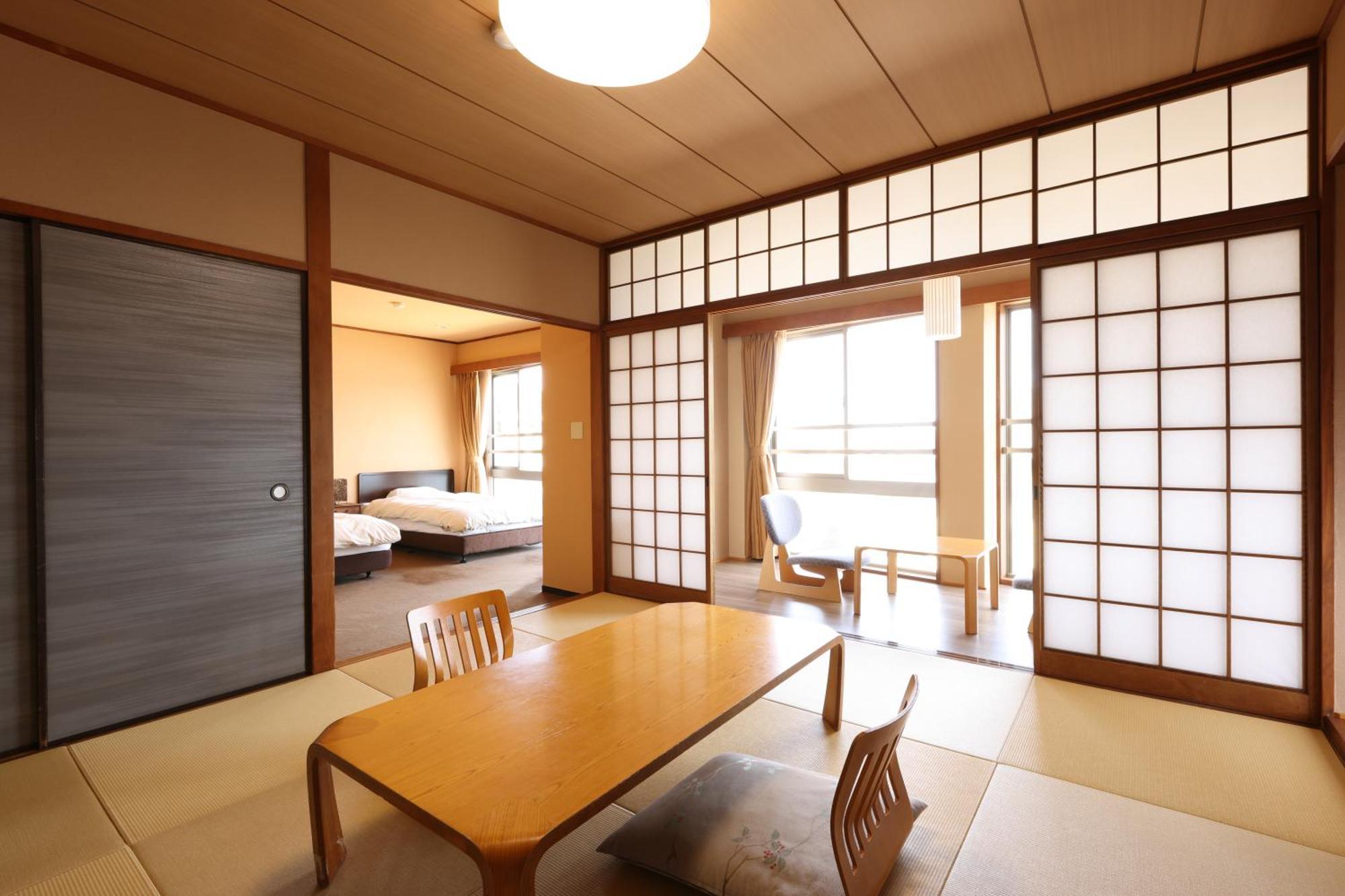 Miyahama Grand Hotel Hatsukaichi Esterno foto