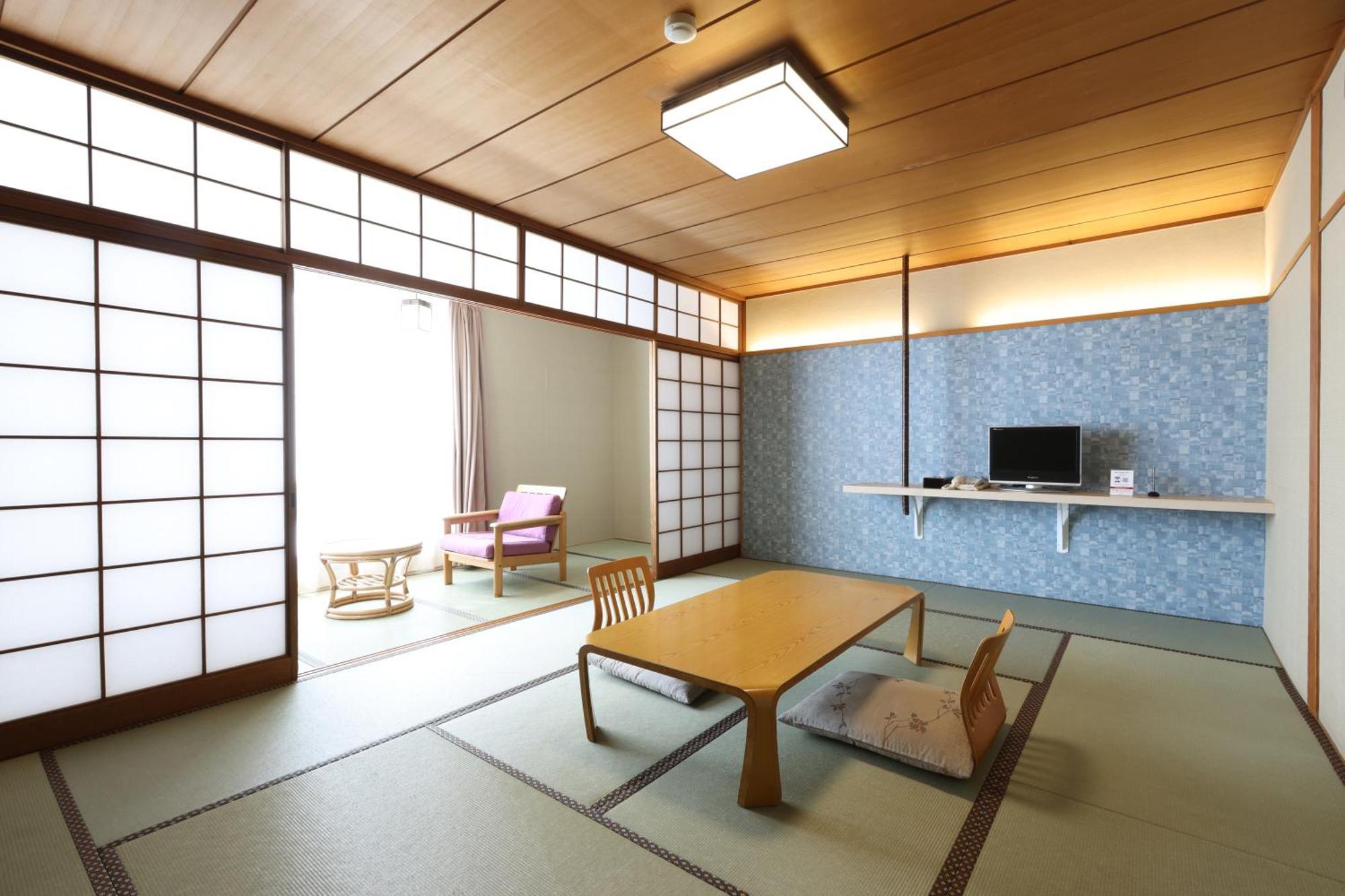 Miyahama Grand Hotel Hatsukaichi Esterno foto