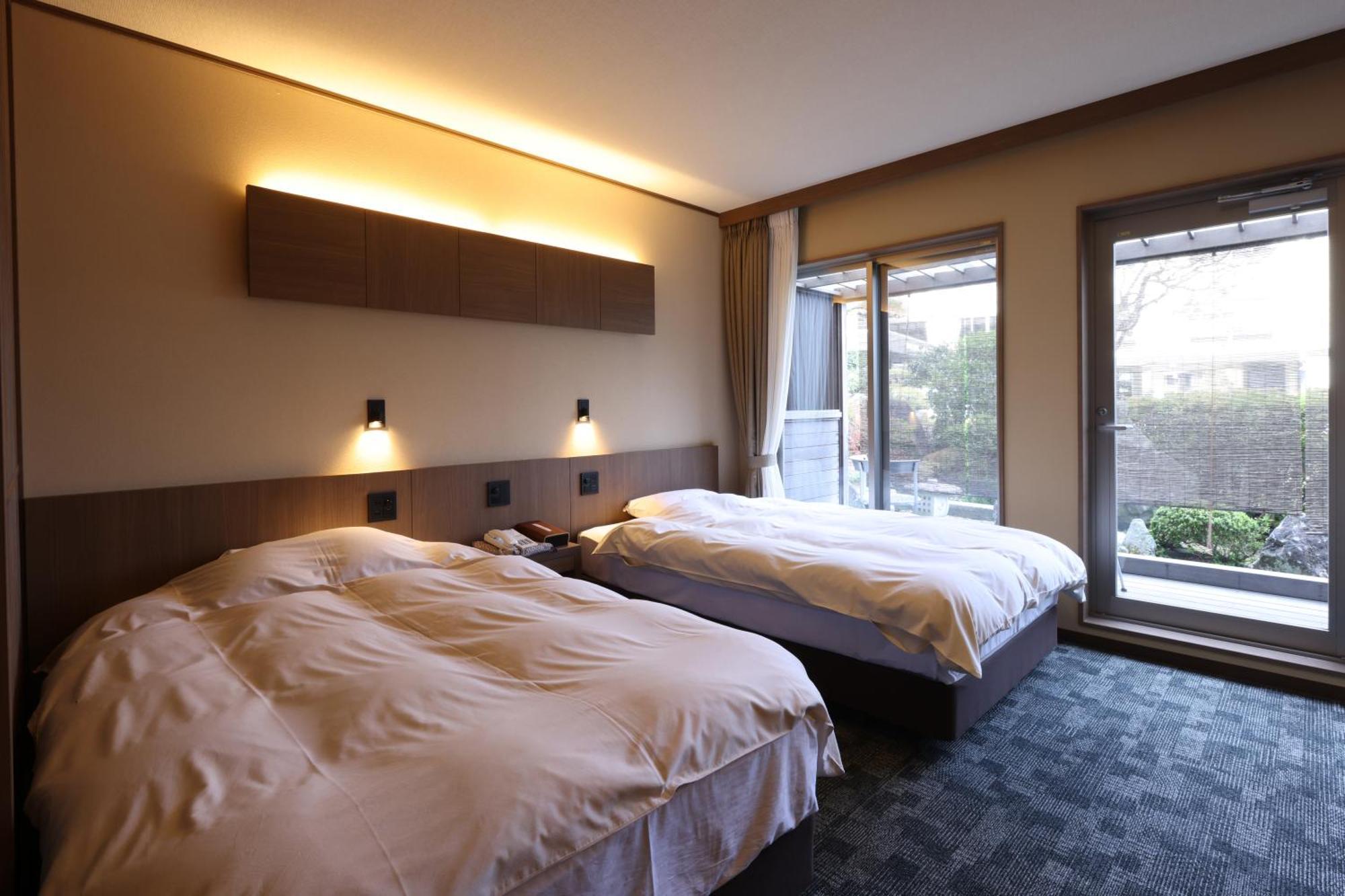 Miyahama Grand Hotel Hatsukaichi Esterno foto